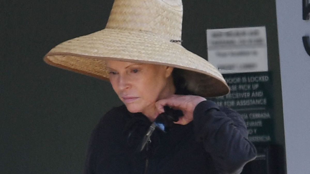 Bývalý sexsymbol Kim Basinger (70) trpí agorafobií. Spatřena byla po dlouhé době